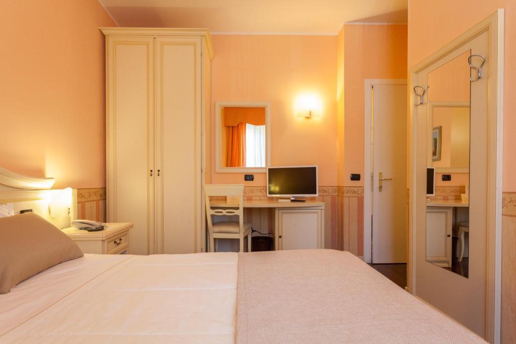 Hotel Gardenia&Villa Charme Bardolino Habitación foto